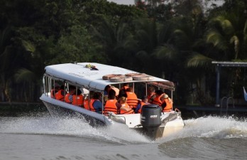 River escape to Cu Chi tunnels